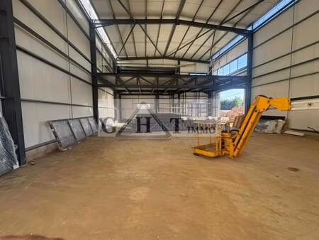 bâtiment indépendant neuf 420 m² – saint-germain-laxis