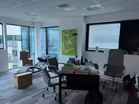 vente bureaux artigues-près-bordeaux 33370 515m²