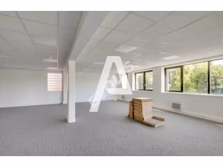 vente bureaux 150 m² à 1 161 m²