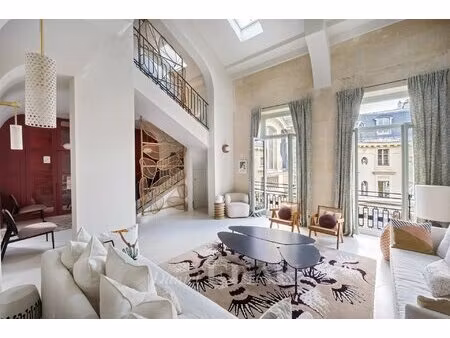 paris 10e - dernier étage d'exception au sein d'un hôtel particulier