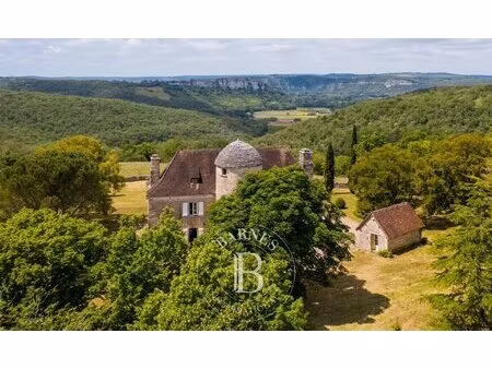 ancienne demeure du xixe siècle et dépendances avec vue panoramique exceptionnelle