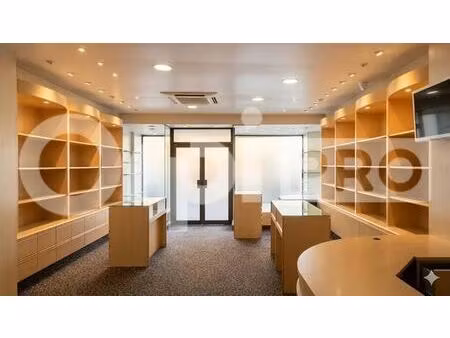 location commerce antony 92160 97m²