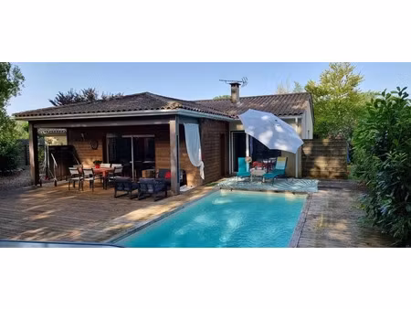 vente maison 6 pièces 160 m² saint-caprais-de-bordeaux (33880)