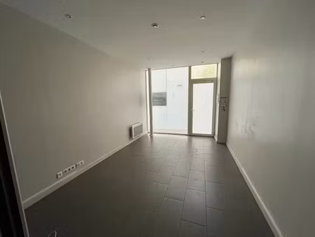 location locaux professionnels 0 pièces 31.74 m² à paris 13ème (75013)  1 279 €