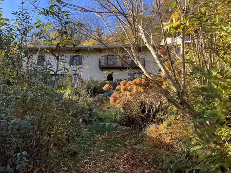 charmante ferme avec vue panoramique sur la vallée