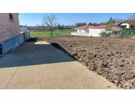 terrain à bâtir - 732 m²
