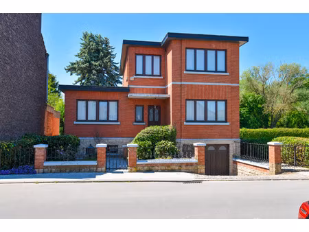 maison à vendre avec garage et terrasse   châtelet (vbe26864)