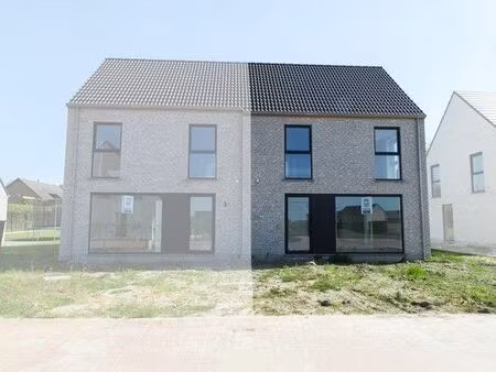 maison à vendre à tarwestraat 6 meulebeke (rbw02756)