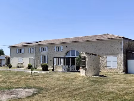 vente maison 8 pièces 268 m² à cazaugitat (33790)  462 000 €