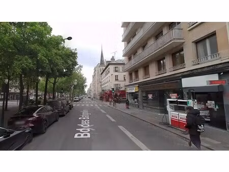 location commerce paris 75017 138m²