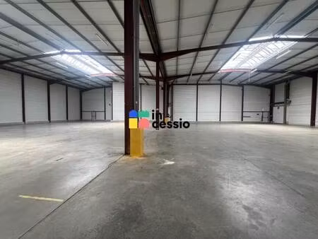 location local d’activités saint saturnin 72650 2431m²