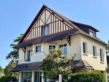 vente maison 8 pièces 158 m² à merville-franceville-plage (14810)  599 000 €