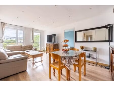 appartement de 5 pièces de 76 m² à conflans