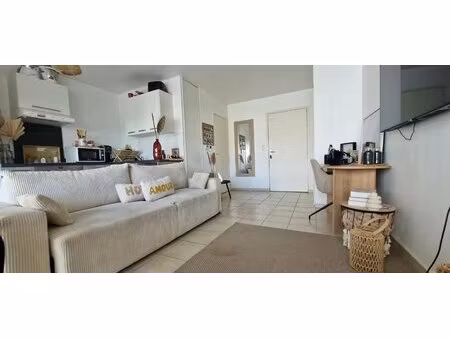 appartement t2 de 46 m² à décines-charpieu