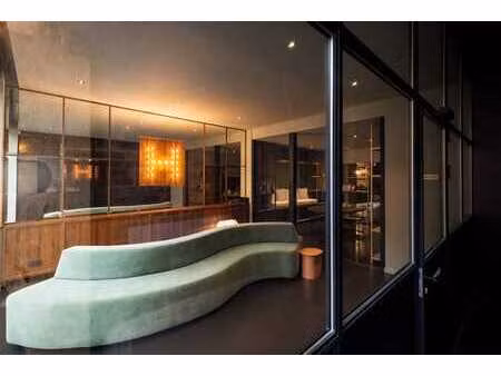 bureau récemment rénové (324 m²) à vendre à gand sud