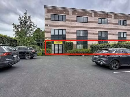 surface commerciale dans le zoning nord