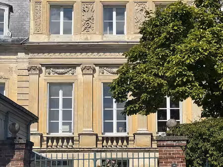 a vendre ancien hôtel particulier à caudebec en caux