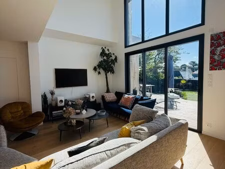 maison recente t 7 rochebonne
