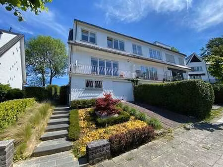 clos dans le parc des princes - villa 3f avec 4ch/1bur/2sdb