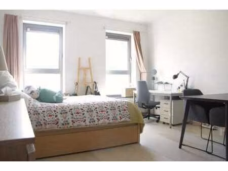 beau studio de 32m² à louer en plein centre de lln