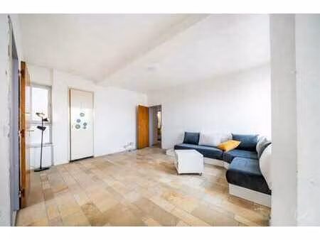 rue du commerce  1/bte 91 - 6000 charleroi