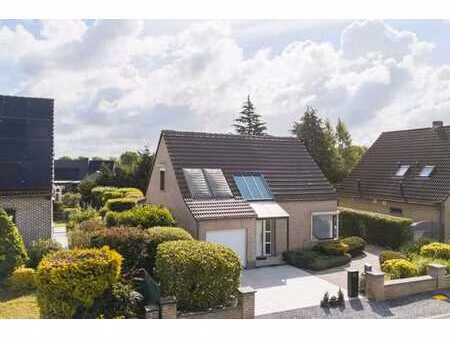 belle villa 2ch avec garage et jardin