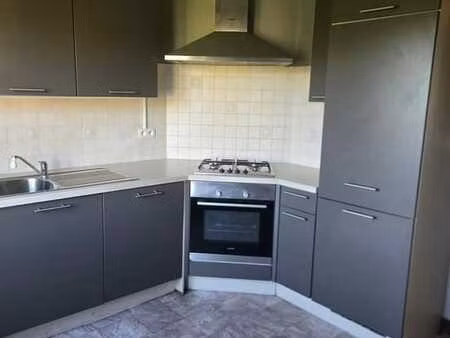 appartement 75m² rénové - quartier calme- sans charge !!!!!