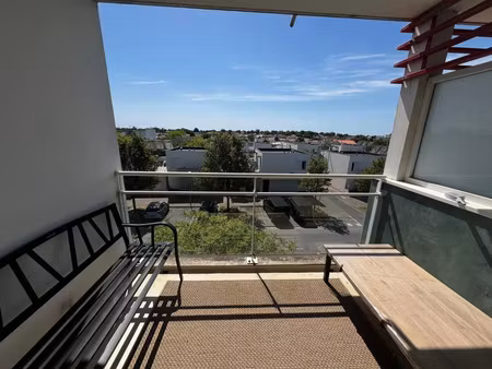 vente commerce 2 pièces 45 m² royan (17200)