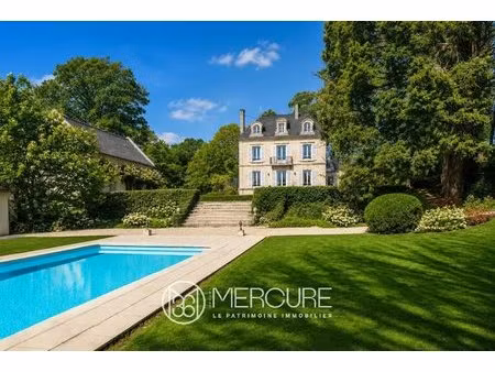 oise - maison de maitre  dependance  piscine dans parc clos
