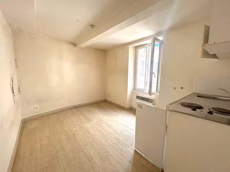 vente appartement 2 pièces 22.86 m² à méounes-lès-montrieux (83136)  60 000 €
