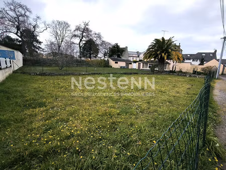terrain à bâtir en coeur de ville à etables sur mer 225 m2