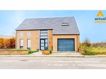villa à vendre à rue auguste saintes 44 la louvière (vbe27077)