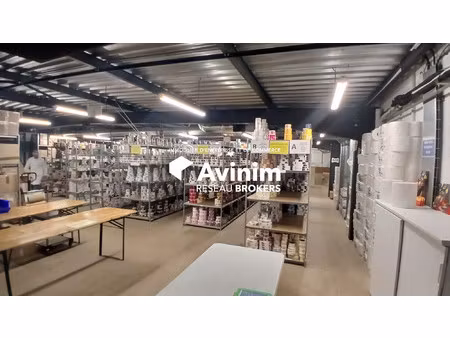 location local commercial
