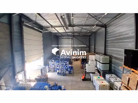 location local commercial