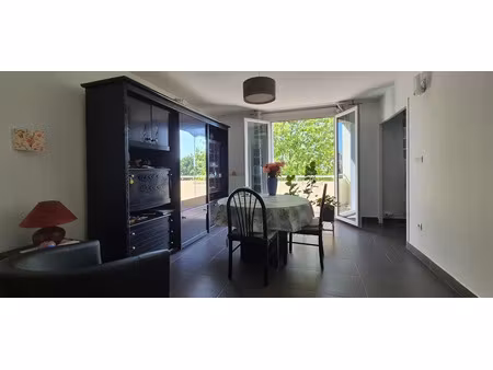 vente appartement 4 pièces 67 m² à pierre-benite (69310)  169 900 €