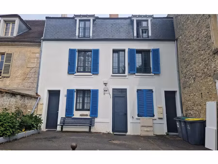location appartement  29.93 m² t-1 à brie-comte-robert  635 €