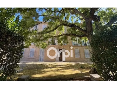 location appartement  22 m² t-1 à roquevaire  650 €