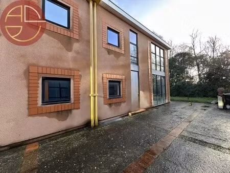 location bureaux 145 m² à 415 m²