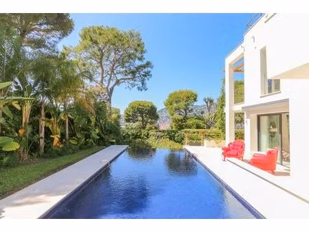 villa de 8 pièces de luxe en location chemin de roy  saint-jean-cap-ferrat  alpes-maritime