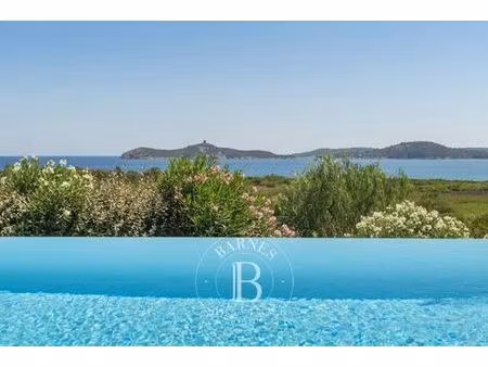 villa de 7 pièces de luxe en location sainte-lucie de porto-vecchio  corse