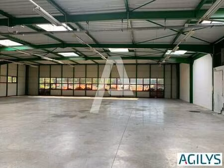 location entrepôt saint thibault des vignes 77400 2003m²