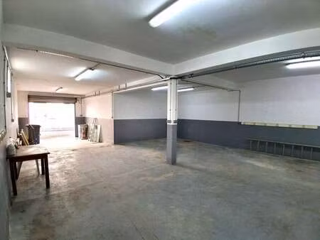 location entrepôt vallauris 06220 135m²