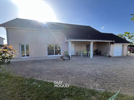 maison de plain-pied avec belles prestations ? au calme