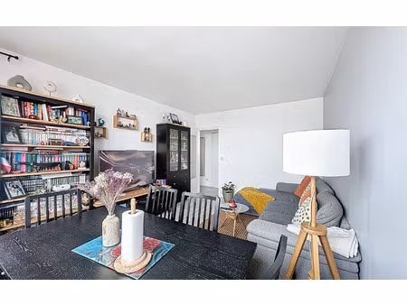 location appartement  42.42 m² t-2 à joinville-le-pont  1 198 €
