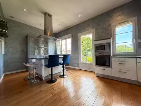 vente appartement 5 pièces 152.54 m² à lons-le-saunier (39000)  349 000 €