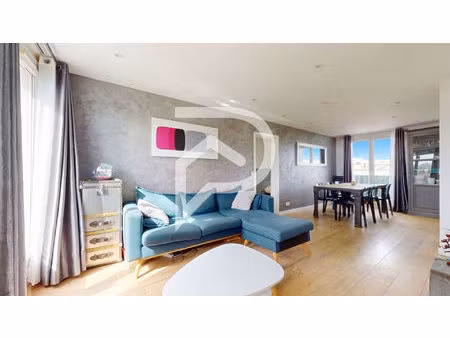 appartement familial coeur de marly-le-roi avec 3 chambres  2 salles d'eau  balcon  cave e