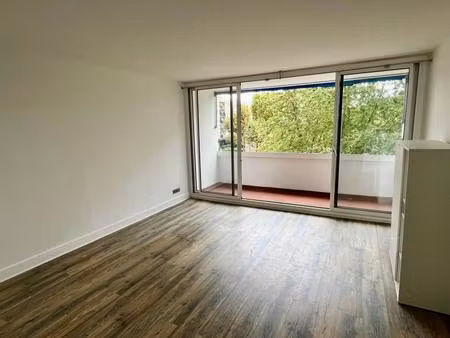 appartement de 3 pièces - meudon la foret