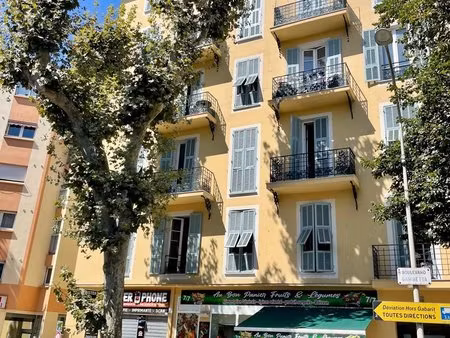nice centre – gambetta à vendre – murs & fonds d’hôtel meublé