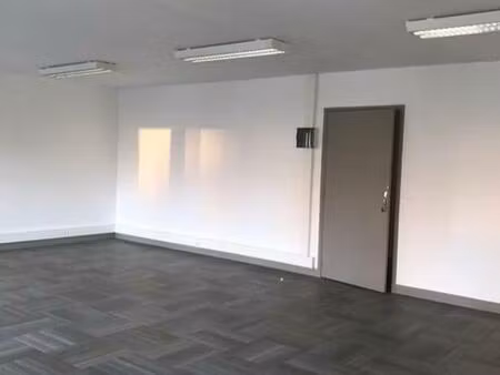 location bureaux 51 m²