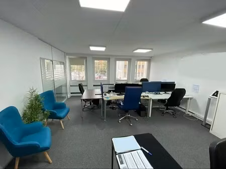 location bureaux 56 m²